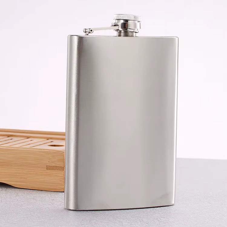cantil porta whiskey
